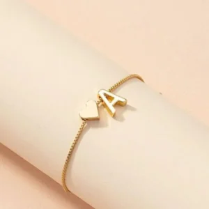 Pulseira com Letra e Coração
